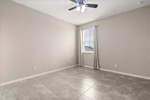 1046 Grand Hilltop Dr, Apopka, FL 32703 - Photo 9