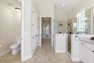 14106 Oakwood Cove Ln, Orlando, FL 32832 - Photo 63