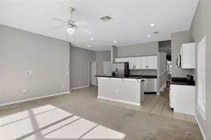 722 Cadiz Loop, Davenport, FL 33837 - Photo 15