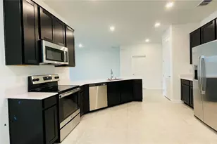 905 Citrus Reserve Blvd, Davenport, FL 33837 - Photo 5