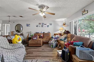 203 Woodfield Dr, Sanford, FL 32773 - Photo 9