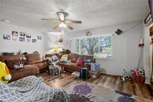 203 Woodfield Dr, Sanford, FL 32773 - Photo 5