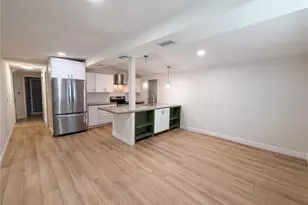 2905 E Chelsea St, Tampa, FL 33610 - Photo 9