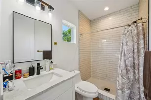 7302 S Elliott St, Tampa, FL 33616 - Photo 17