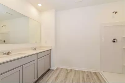 [Address not provided], Tavares, FL 32778 - Photo 9