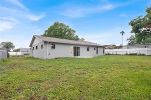 299 Valencia Ave, Kissimmee, FL 34743 - Photo 21