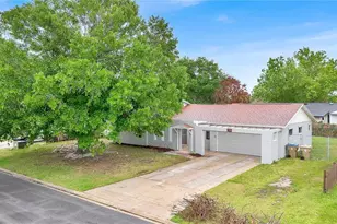 299 Valencia Ave, Kissimmee, FL 34743 - Photo 25