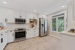 601 W Harvard St, Orlando, FL 32804 - Photo 9