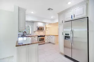 3108 Troy Dr, Orlando, FL 32806 - Photo 9
