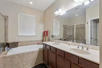 3632 Creswick Circle, Orlando, FL 32829 - Photo 17