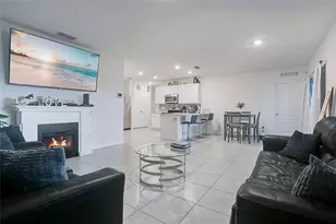 3676 Scarlet Oak Dr, Saint Cloud, FL 34772 - Photo 5