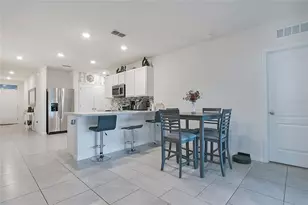 3676 Scarlet Oak Dr, Saint Cloud, FL 34772 - Photo 9