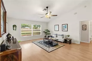 4306 Pebblestone Ct, Orlando, FL 32826 - Photo 11