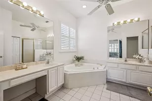 8072 Canyon Lake Cir, Orlando, FL 32835 - Photo 19