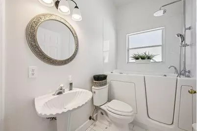 8072 Canyon Lake Circle, Orlando, FL 32835 - Photo 23