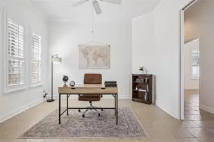 8072 Canyon Lake Cir, Orlando, FL 32835 - Photo 9