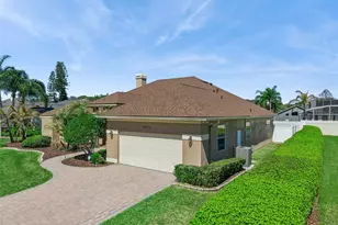 8072 Canyon Lake Cir, Orlando, FL 32835 - Photo 3
