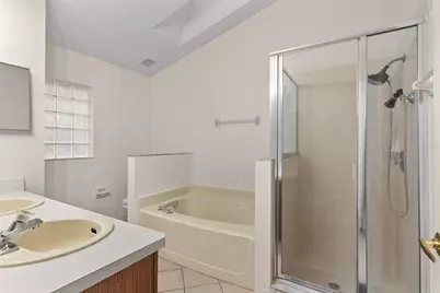 212 Bent Oak Loop, Davenport, FL 33837 - Photo 17