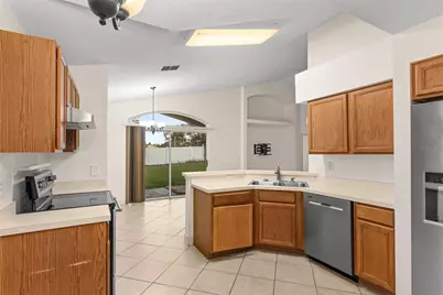 212 Bent Oak Loop, Davenport, FL 33837 - Photo 13
