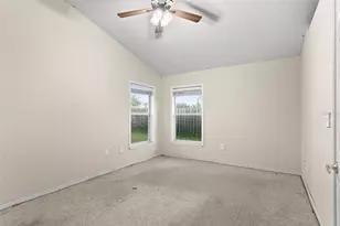 212 Bent Oak Loop, Davenport, FL 33837 - Photo 15