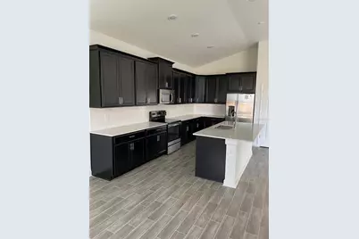 7152 Dilly Lake Avenue, Groveland, FL 34736 - Photo 15