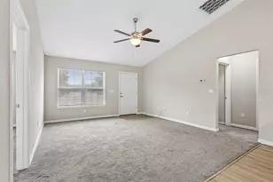 223 Malauka Rd, Ocklawaha, FL 32179 - Photo 5