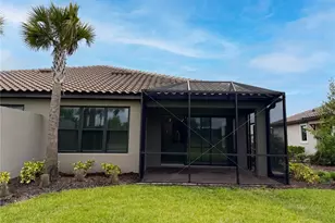 10064 Morning Mist Ln, Sarasota, FL 34241 - Photo 5