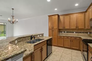 10410 Belfry Cir, Orlando, FL 32832 - Photo 15