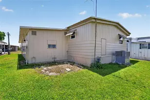 488 Marina Ln, Tavares, FL 32778 - Photo 27
