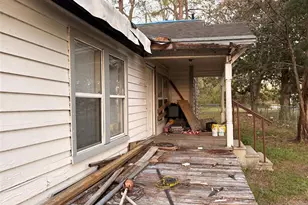 189 NW Meeks St, Lake City, FL 32055 - Photo 3