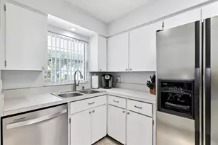 4416 Jamerson Pl, Orlando, FL 32807 - Photo 15