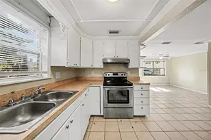 10118 114th Terrace, Largo, FL 33773 - Photo 11