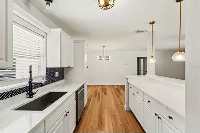 1361 Overlea Street, Clearwater, FL 33755 - Photo 5