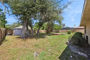 706 E Lacy Cir, Deltona, FL 32725 - Photo 47