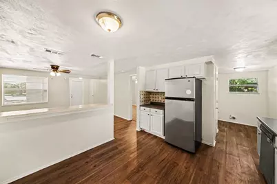 5301 82nd Avenue N, Pinellas Park, FL 33781 - Photo 9