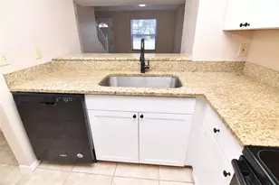 2720 Gray Fox Ln, Orlando, FL 32826 - Photo 11