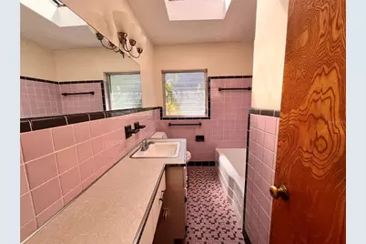 3607 Squire Lane, Orlando, FL 32806 - Photo 9