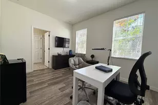 720 Las Fuentes Dr, Kissimmee, FL 34746 - Photo 17