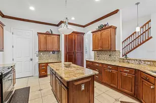 907 Spring Oak Cir, Orlando, FL 32828 - Photo 9