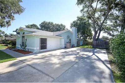 610 Yorktown Drive, Leesburg, FL 34748 - Photo 33