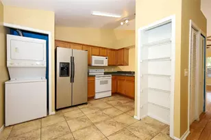 120 Reserve Cir, Oviedo, FL 32765 - Photo 13