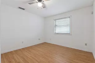1001 Norwood Dr, Deltona, FL 32725 - Photo 15