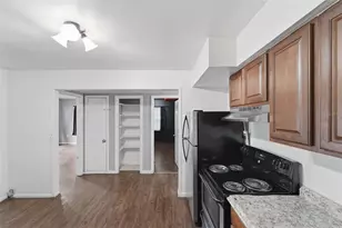 5308 Golf Club Pkwy, Orlando, FL 32808 - Photo 13