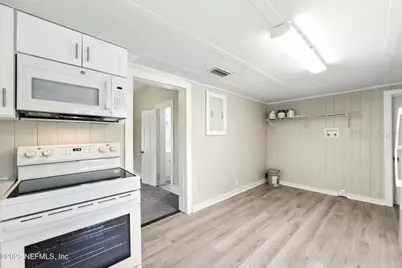 2858 Downing Street, Jacksonville, FL 32205 - Photo 11