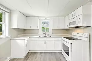 2858 Downing St, Jacksonville, FL 32205 - Photo 9