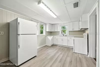 2858 Downing Street, Jacksonville, FL 32205 - Photo 7