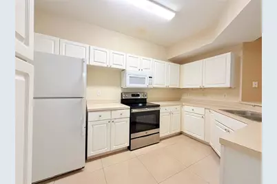 5524 Metrowest Boulevard #10-203, Orlando, FL 32811 - Photo 13