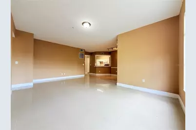 5524 Metrowest Boulevard #10-203, Orlando, FL 32811 - Photo 11