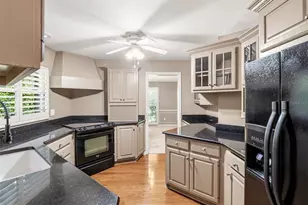1214 Sweetbriar Rd, Orlando, FL 32806 - Photo 27