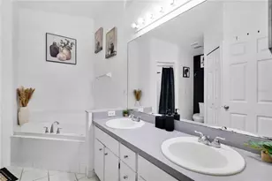 2413 Radnor Ave, Orlando, FL 32826 - Photo 13